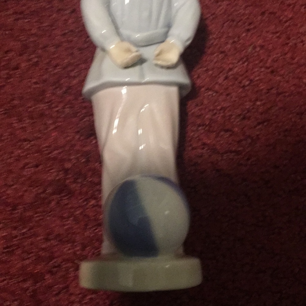 Lladro Punishment Retired - Picture 8 of 9